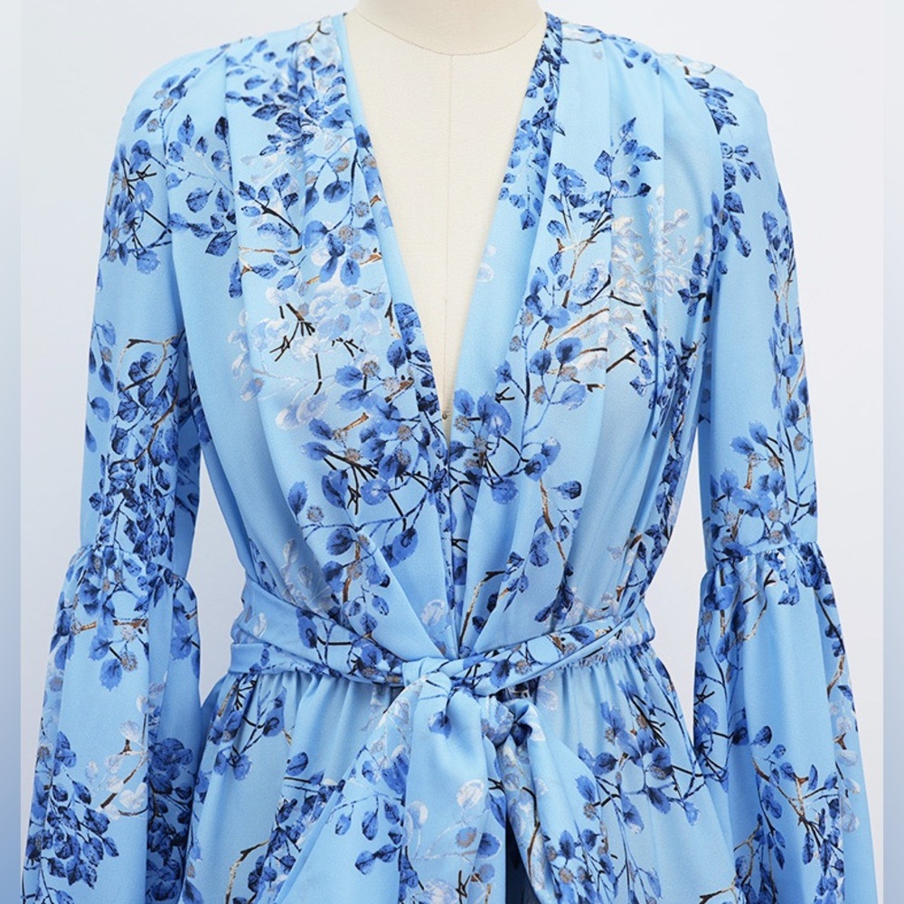 NWOT BRONX ADN BANCO BEDOUIN BLUE POPPY SHORT DRESS Floral Blue Wrap Dress - Picture 6 of 13